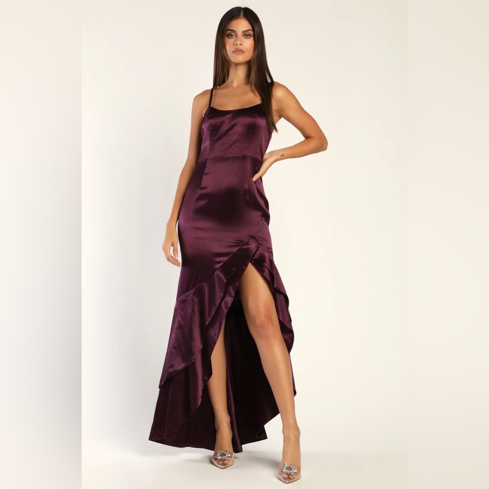 NWT Lulu’s Satin Maxi Dress